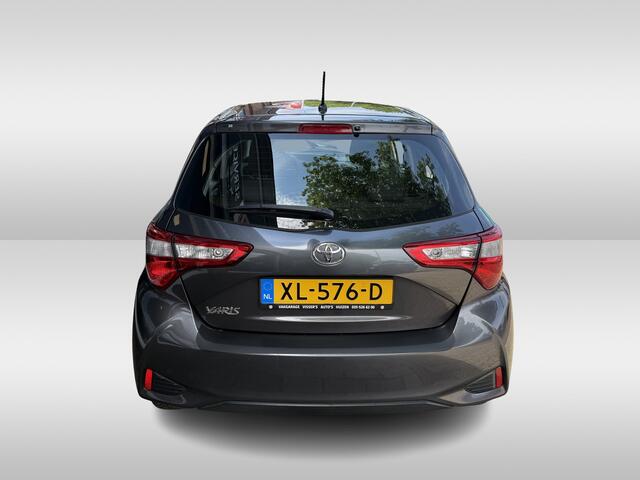 Toyota YARIS 1.0 VVT-i Active | airco | zuinig | 15 inch velgen met allseason banden |