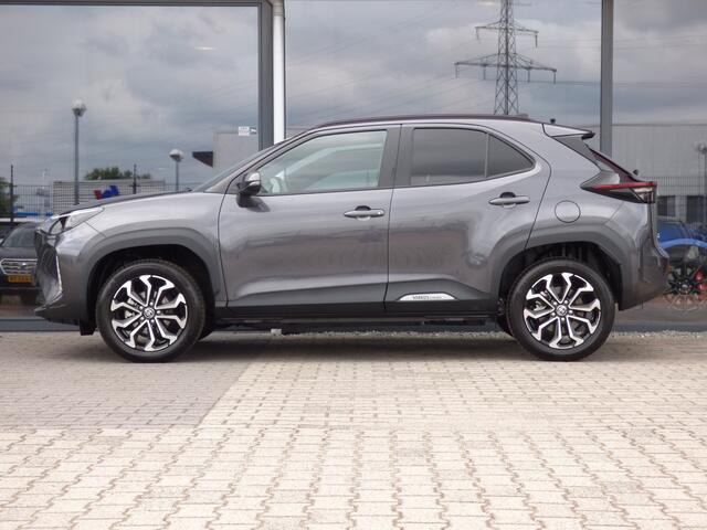 Toyota YARIS Cross 1.5 Hybrid Dynamic Winter Pack | 4 seizoenen banden |