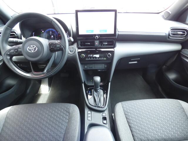 Toyota YARIS Cross 1.5 Hybrid Dynamic Winter Pack | 4 seizoenen banden |