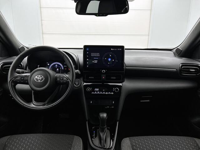 Toyota YARIS Cross 1.5 Hybrid 115 Dynamic ACC | Clima | Stoelverwarming | Keyless | 17" LMV |