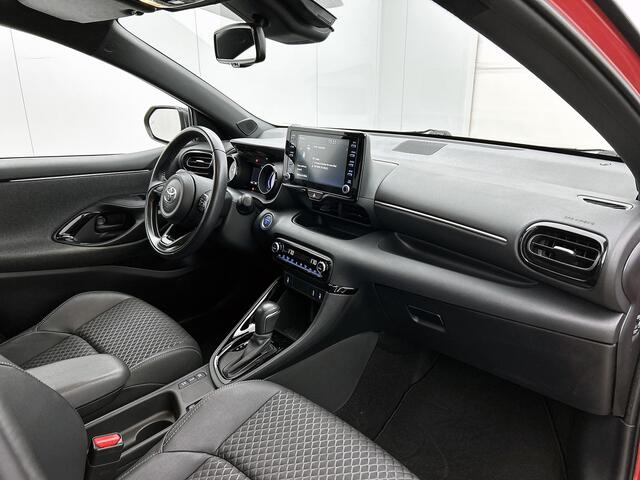 Toyota YARIS 1.5 Hybrid Executive | BTW voertuig | Dealer Onderhouden | Head-Up Display | Dodehoek detectie | Parkeersensoren voor+achter | Apple CarPlay/Android Auto |