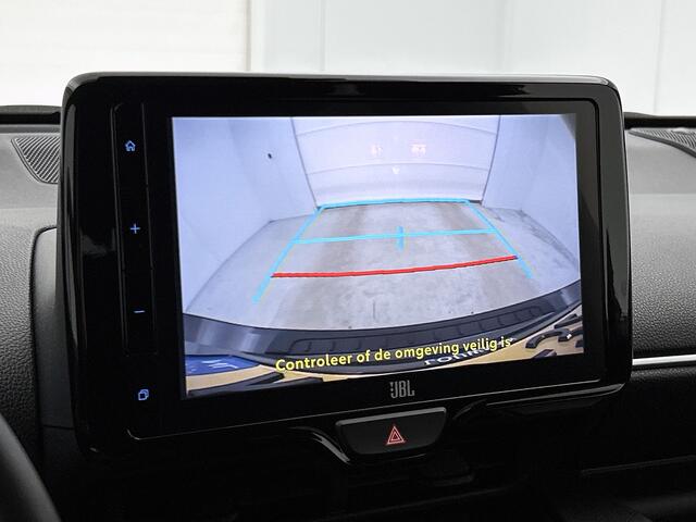 Toyota YARIS 1.5 Hybrid Executive + | Dealer Onderhouden | JBL | Head-Up Display | dodehoek detectie | Parkeersensoren voor+achter | Stoelverwarming | Apple CarPlay/Android auto | Cruise Control Adaptive | Achteruitrijcamera |