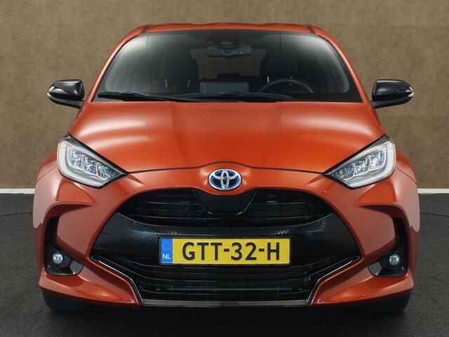 Toyota YARIS 1.5 Hybrid EXECUTIVE - APPLE CARPLAY/ANDROID AUTO - ADAPTIEVE CRUISE CONTROL - NAVIGATIESYSTEEM FULL MAP - ACHTERUITRIJCAMERA - KEYLESS ENTRY - KEYLESS START - PARKEERSENSOREN VOOR & ACHTER - AUTOMATISCHE AIRCO - 16" LICHTMETALEN VELGEN - STOEL & STUUR VE