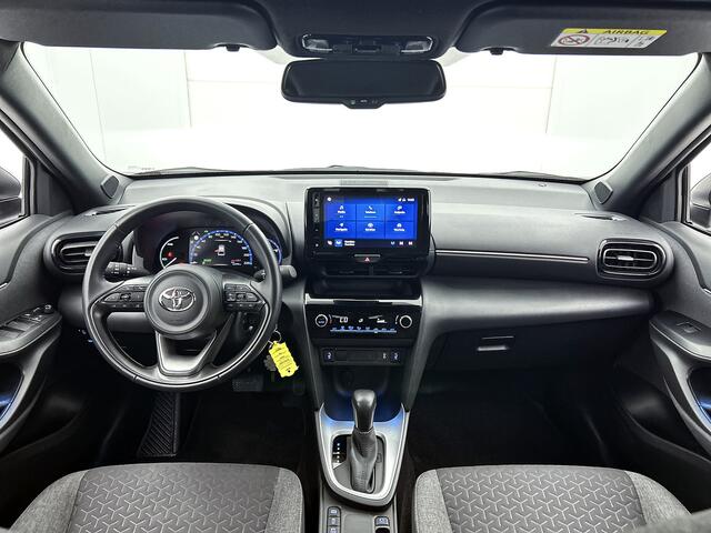 Toyota YARIS Cross 1.5 Hybrid Dynamic + Limited | Parkeersensoren voor+achter | Stoelverwarming | Buitenspiegels elektrisch inklapbaar | Navigatie | Apple CarPlay/Android Auto | Cruise Control Adaptive |