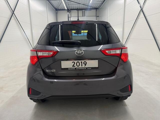 Toyota YARIS 1.5 VVT-I Y20 BJ.2019 CAMERA STOELVERW.