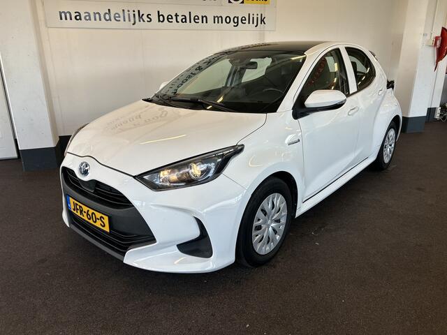 Toyota YARIS 1.5 Hybrid 115 Business Automaat | Panoramadak | Cruise control | Climate control | Navigatie