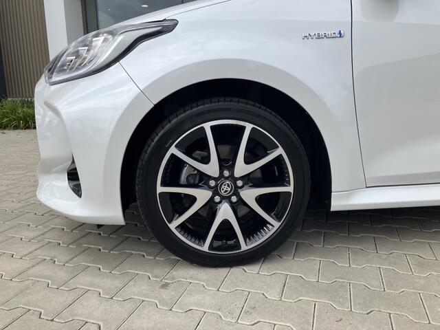 Toyota YARIS 1.5 Hybride Selection | Bi-Tone | Apple Car-play | Stoelverw