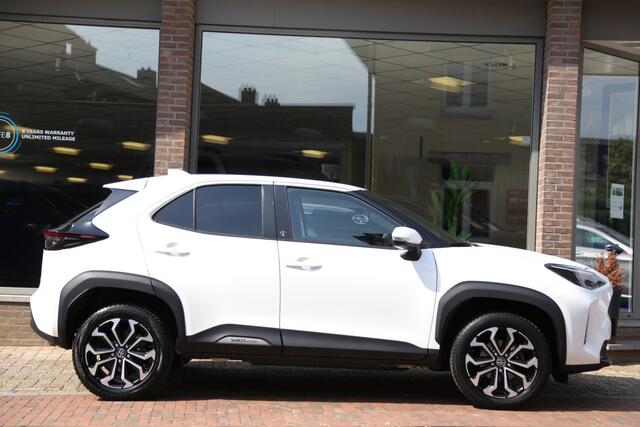 Toyota YARIS Cross 1.5 Hybrid Dynamic Team Navi Camera ACC LED