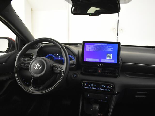 Toyota YARIS 1.5 Hybrid Executive | JBL | Head-up | Blindspot | Halfleer
