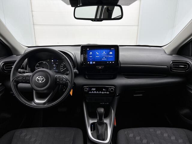 Toyota YARIS 1.5 Hybrid 115 Active | Dealer onderhouden | Apple CarPlay/Android Auto | Cruise Control Adaptive | Climate Control | Achteruitrijcamera | Lichtmetalen velgen |