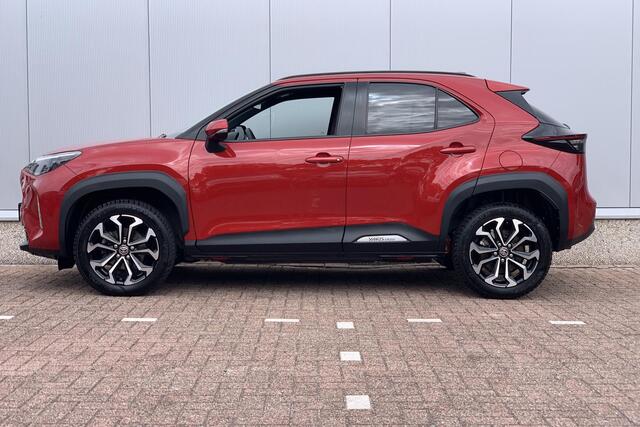 Toyota YARIS Cross 1.5 Hybrid Dynamic | Stoel en Stuurverwarming | Camera | ACC |
