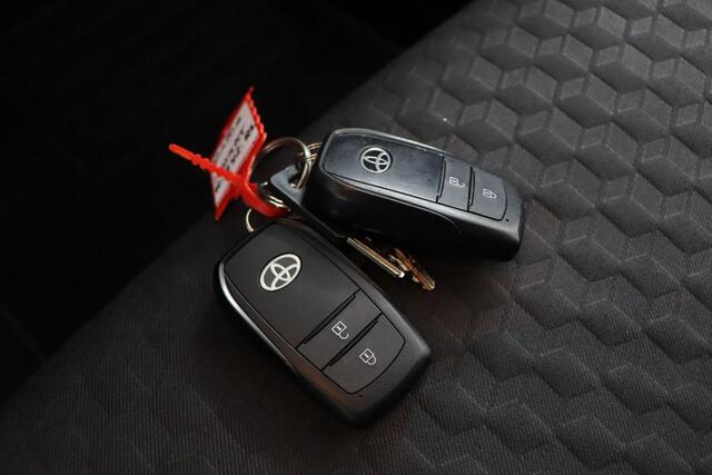 Toyota YARIS 1.5 Hybrid Dynamic | Apple Carplay/Android Auto | Trekhaak | Parkeersensoren |