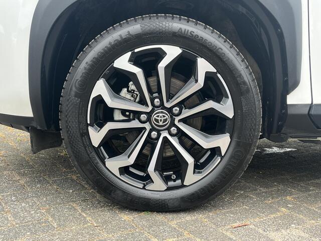 Toyota YARIS Cross 1.5 Hybrid Dynamic | Stoelverwarming | Parkeersensoren | Dode hoek waarschuwing | Carplay |