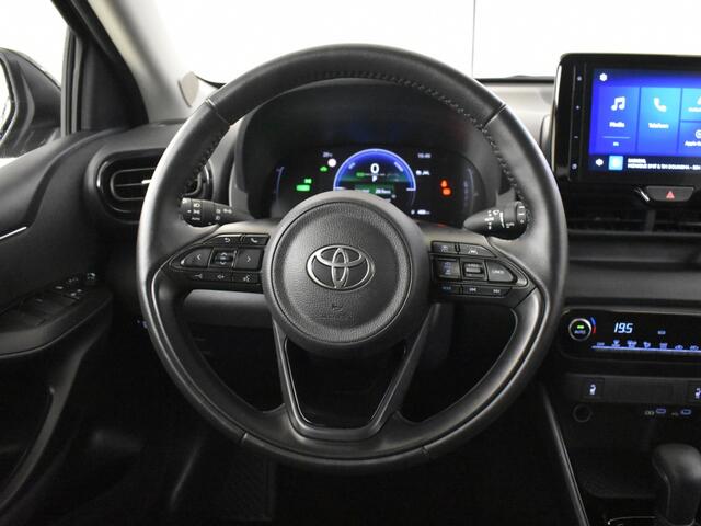 Toyota YARIS 1.5 Hybrid 115 Style | PDC V+A | BSM | Stuur en Stoelverwarming