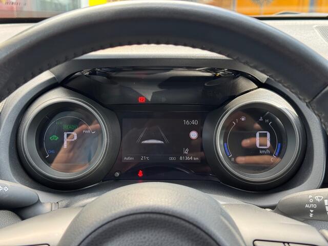 Toyota YARIS 1.5 Hybrid Dynamic - Navi - camera