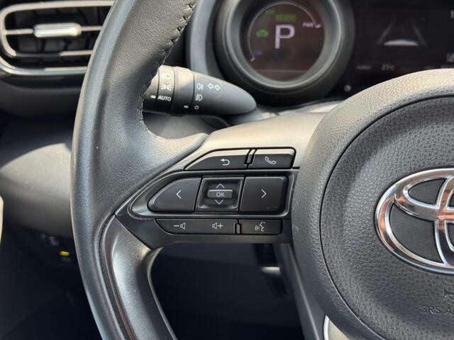 Toyota YARIS 1.5 Hybrid Dynamic - Navi - camera
