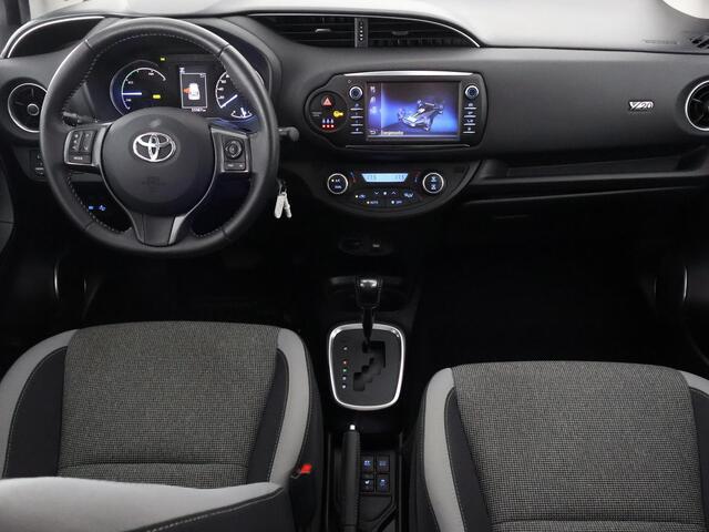 Toyota YARIS 1.5 Hybrid Y20 | Camera | Privacy Glass | Climate Control | Lichtmetalen velgen |