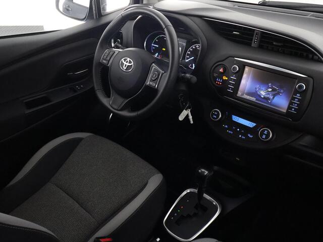 Toyota YARIS 1.5 Hybrid Y20 | Camera | Privacy Glass | Climate Control | Lichtmetalen velgen |