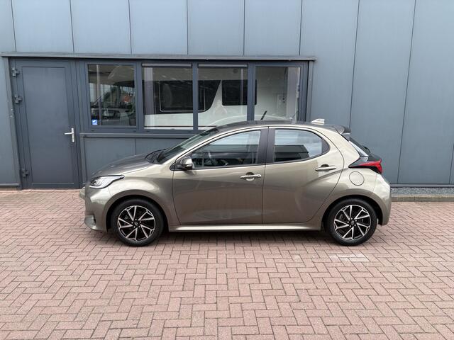 Toyota YARIS 1.5 Hybrid Dynamic 5-drs. CAMERA/KEYLESS/NAVI/CARPLAY/16INCH