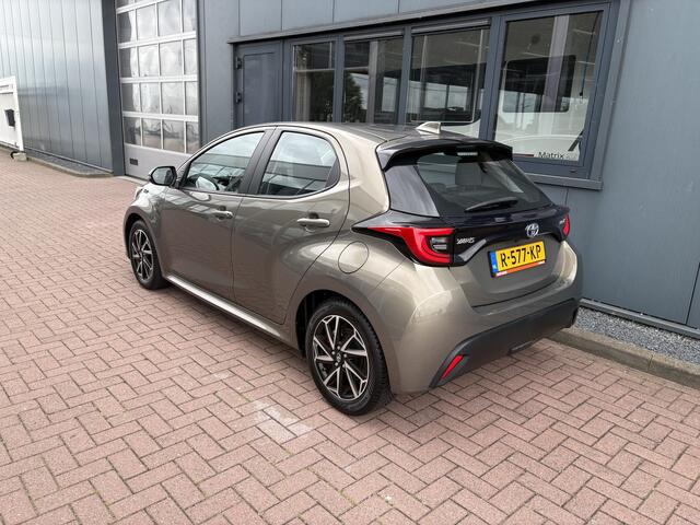 Toyota YARIS 1.5 Hybrid Dynamic 5-drs. CAMERA/KEYLESS/NAVI/CARPLAY/16INCH