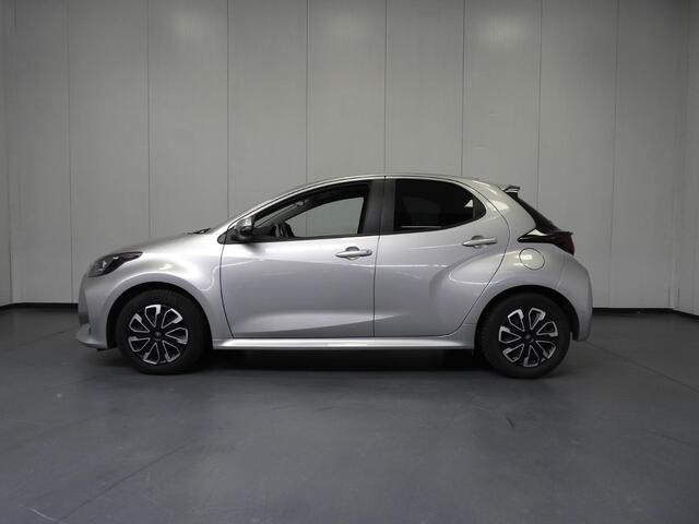 Toyota YARIS 1.5 Hybrid 115 Active NAVI-APP/CAMERA/CLIMA/BLEUTOOTH!