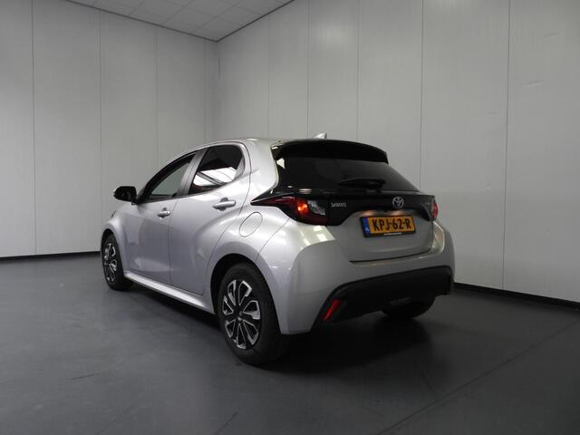 Toyota YARIS 1.5 Hybrid 115 Active NAVI-APP/CAMERA/CLIMA/BLEUTOOTH!