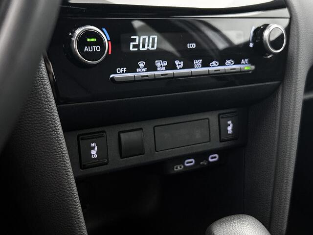 Toyota YARIS Cross 1.5 Hybrid 115 Dynamic | Navigatie | ACC | Clima | Stoelverwarming | Keyless | 17" LMV |