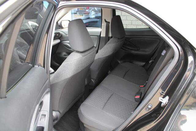 Toyota YARIS Cross 1.5 Hybrid Business Clima Navi Camera Trekhaak