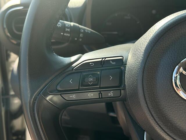 Toyota YARIS 1.5 Hybrid Active | Apple CarPlay & Android Auto | Adoptieve Cruise | Camera | Toyota Safety Sense