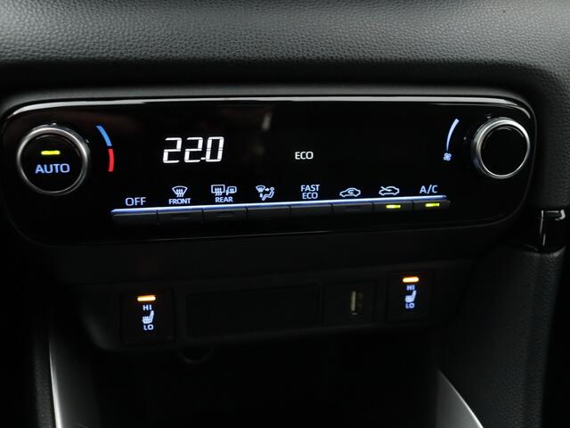 Toyota YARIS 1.5 Hybrid Dynamic Limited | Camera | Climate Control | Stoelverwarming | Cruise Control Adaptief |