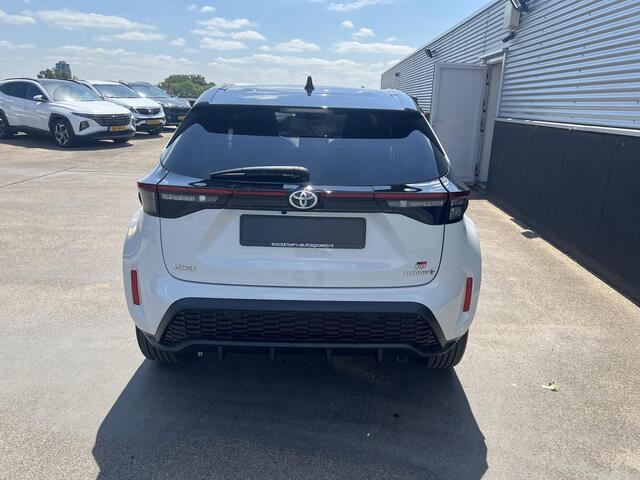 Toyota YARIS Cross 1.5 Hybrid GR Sport Panoramadak, Navigatie, LMV, Dodehoekdetectie, HUD, Elek. achterklep, Stoelverwarming,
