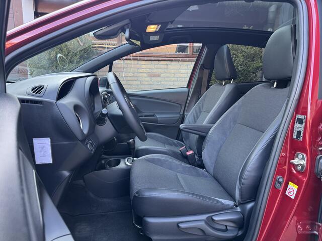 Toyota YARIS 1.5 Hybrid Active NL auto Panodak Dealer onderhouden