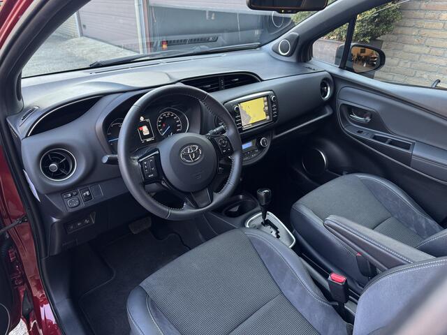 Toyota YARIS 1.5 Hybrid Active NL auto Panodak Dealer onderhouden