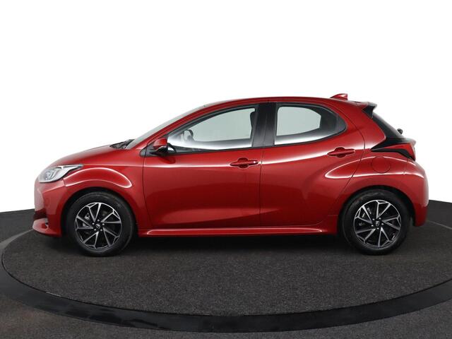 Toyota YARIS 1.5 Hybrid Dynamic | Apple Carplay/Android Auto | Adaptieve Cruise-Control | Parkeercamera |