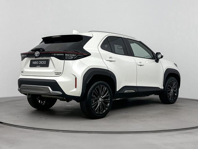 Toyota YARIS Cross 1.5 Hybrid Adventure | Head Up Display | Stoelverwarming | Parkeersensoren | **