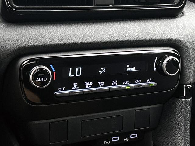 Toyota YARIS 1.5 Hybrid 115 Dynamic | NL-Auto | Lichtmetalen velgen | Parkeercamera |