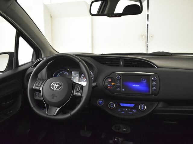 Toyota YARIS 1.5 Hybrid Design | Trekhaak | Parkeersensoren | Cruise Control