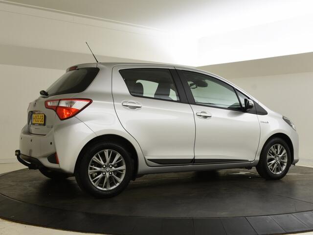 Toyota YARIS 1.5 Hybrid Design | Trekhaak | Parkeersensoren | Cruise Control