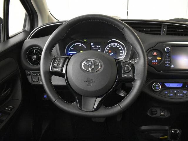 Toyota YARIS 1.5 Hybrid Design | Trekhaak | Parkeersensoren | Cruise Control