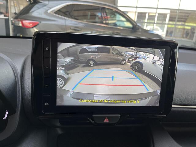 Toyota YARIS 1.5 Hybrid 115 Dynamic LED | CAMERA | ADAPTIVE CRUISE CONTROL | APPLE CARPLAY / ANDROID AUTO | STOEL/STUUR VERWARMING