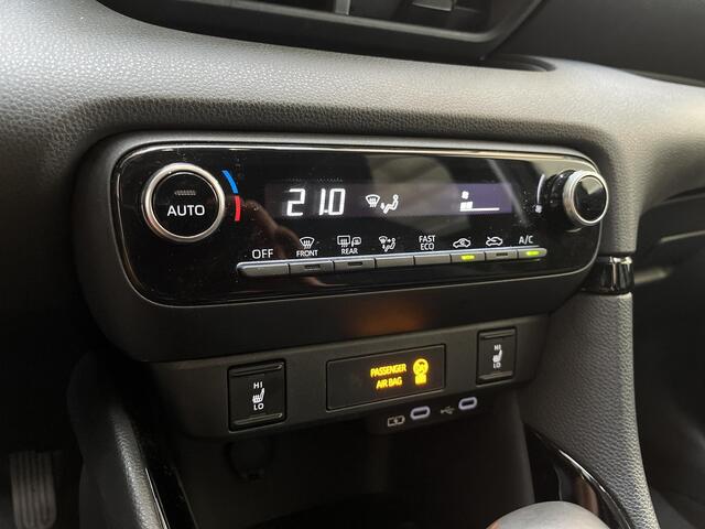 Toyota YARIS 1.5 Hybrid 115 Dynamic LED | CAMERA | ADAPTIVE CRUISE CONTROL | APPLE CARPLAY / ANDROID AUTO | STOEL/STUUR VERWARMING