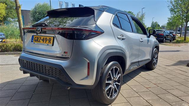 Toyota YARIS Cross 1.5 Hybrid 130 GR SPORT