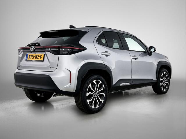 Toyota YARIS Cross 1.5 Hybrid 115 Dynamic | Voorstoelen verwarmd |