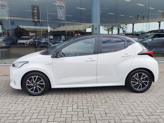 Toyota YARIS 1.5 Hybrid Dynamic Bi-Tone | Trekhaak Afneembaar | Navi | Keyles