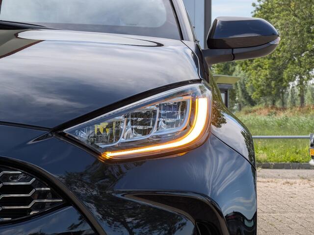 Toyota YARIS 1.5 Hybrid GR Sport | Stoelverwarming | Dodehoek | Keyless | Carplay | ACC | Dual Climate