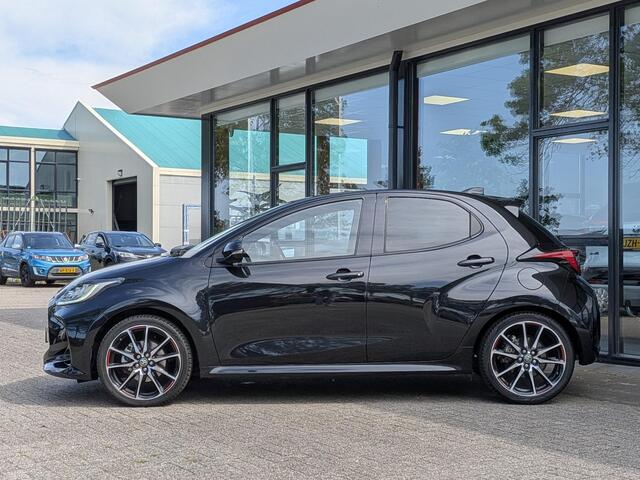 Toyota YARIS 1.5 Hybrid GR Sport | Stoelverwarming | Dodehoek | Keyless | Carplay | ACC | Dual Climate