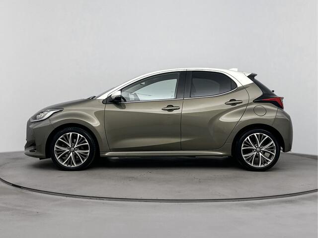 Toyota YARIS 1.5 VVT-i Executive | Parkeersensoren V+A | Dode Hoek Detectie |