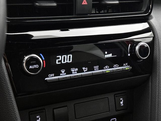 Toyota YARIS Cross 1.5 Hybrid 115 Dynamic | Voorstoelen verwarmd |
