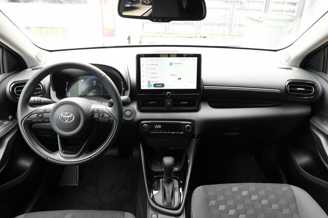 Toyota YARIS 1.5 Hybrid 115 Dynamic Automaat | Nieuwe auto | Apple Carplay / Android auto | LED Verlichting | Grille bovenzijde, pianozwart | Knipperlicht, LED | Koplamp, dagrijverlichting, LED Light Guide | Kopla