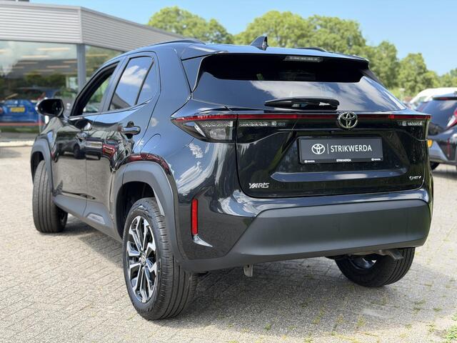 Toyota YARIS Cross 1.5 Hybrid 115 First Edition | Stoel- Stuurverwarming | Keyless | ACC | Camera | Led | Qi-lader